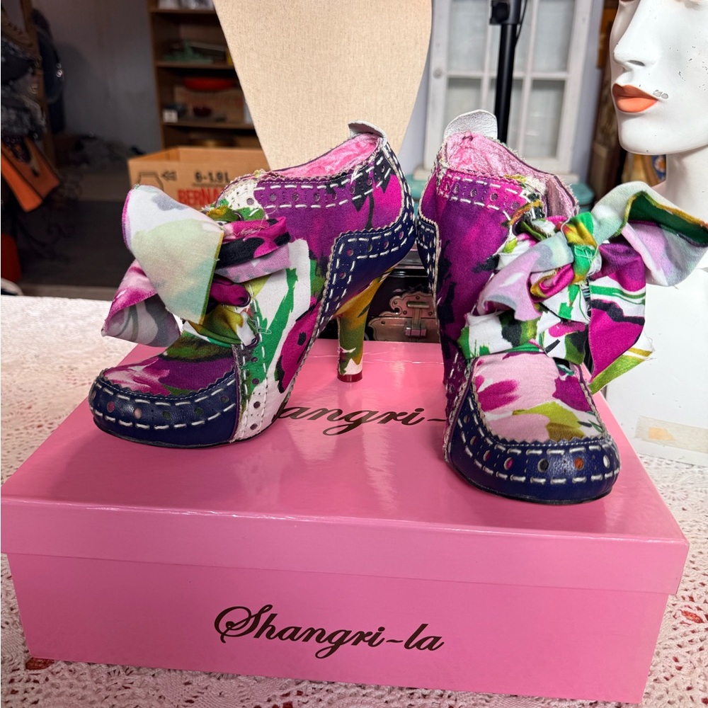 Floral High Heel Shoes with Bow